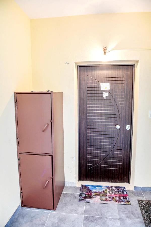 Happy Stories' Apartment In City Centre Shkoder Bagian luar foto